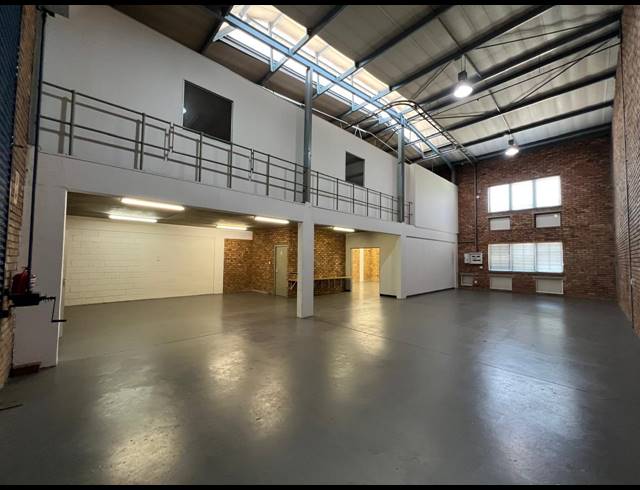 354M² WAREHOUSE TO LET IN STRIJDOMPARK